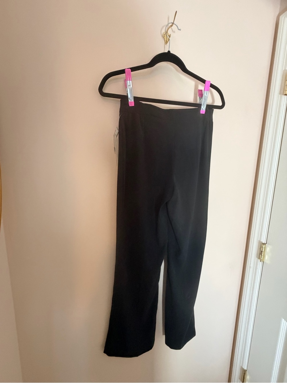 NWT Women’s Black Straight-Leg Pants